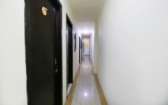 Kamar Keluarga Mangga Besar Otel Cakarta Dış mekan fotoğraf