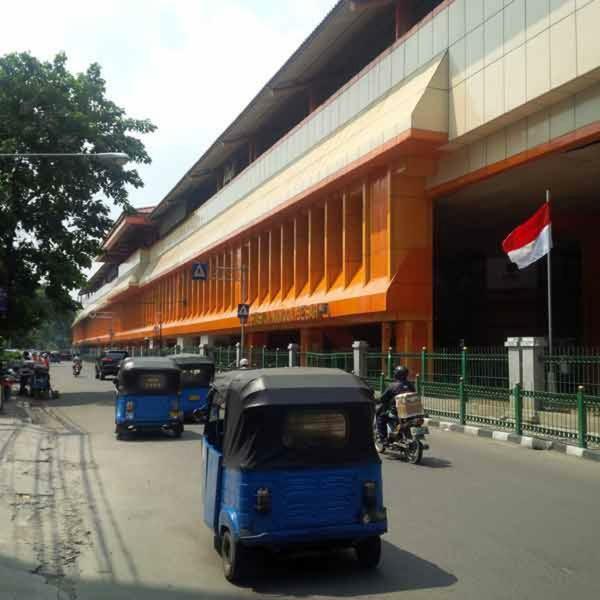 Kamar Keluarga Mangga Besar Otel Cakarta Dış mekan fotoğraf