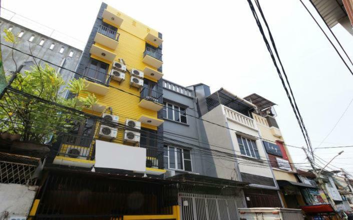 Kamar Keluarga Mangga Besar Otel Cakarta Dış mekan fotoğraf