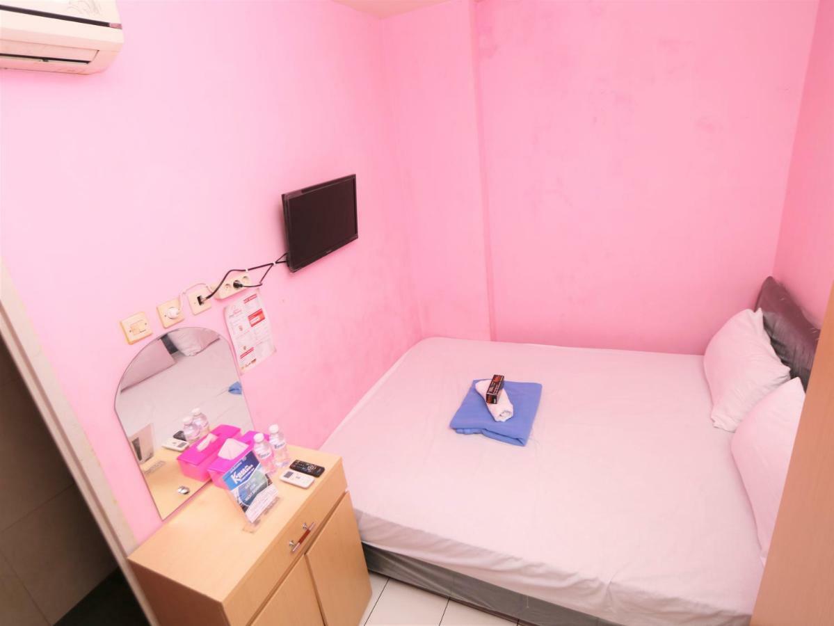 Kamar Keluarga Mangga Besar Otel Cakarta Dış mekan fotoğraf